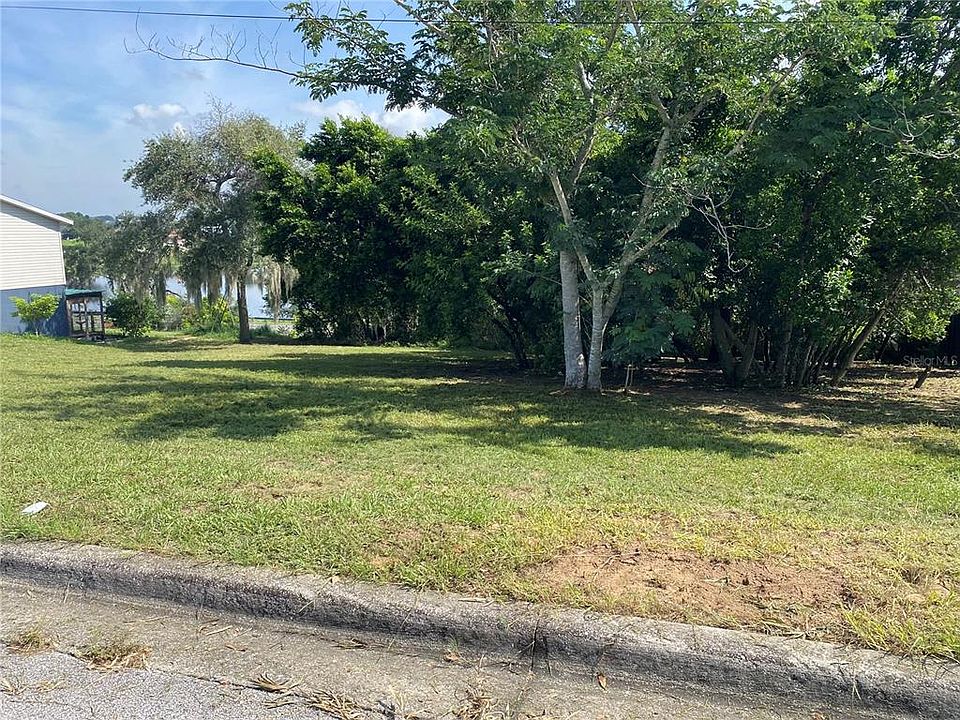 2nd image of Lakeview Ave Lot 7