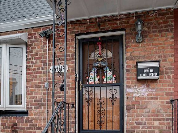 2nd image of 15319 112th Ave