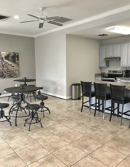 Fairway Vista Apartments — Photo 26