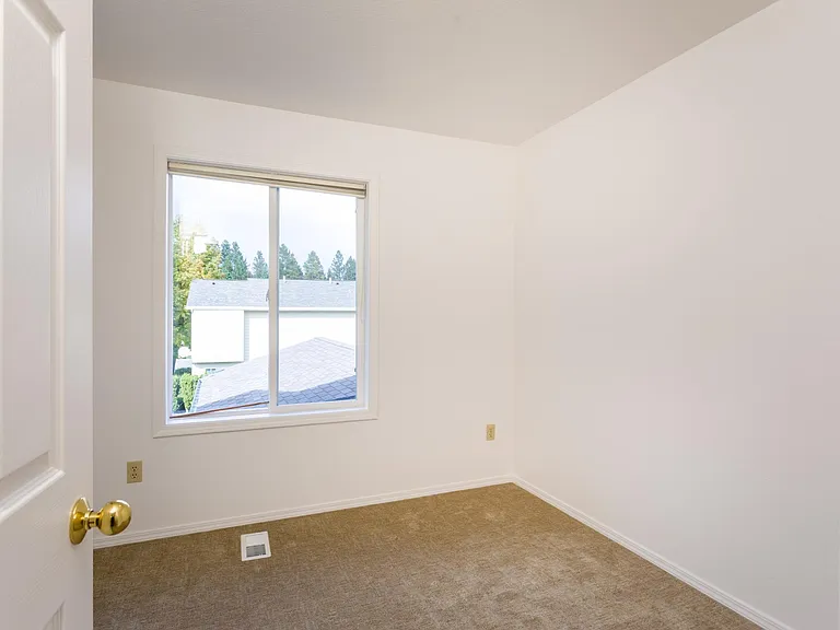 310 Ponderosa St — Photo 11
