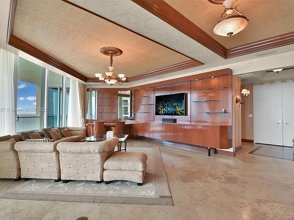 3rd image of 16051 Collins Ave APT 2504