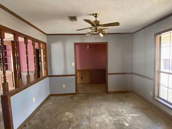 5th image of 107 Davis Road Cv