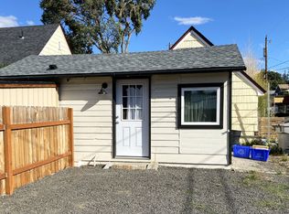 604B W 11th St, The Dalles, OR 97058