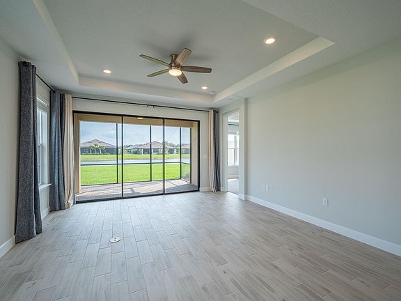 4th image of 10449 Morning Mist Ln