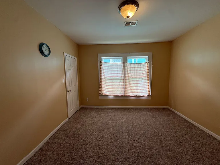 908 Darlington Way SW — Photo 8