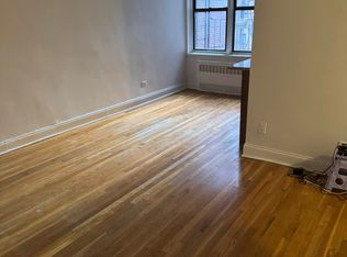 83-11 118th St #2E, Kew Gardens, NY 11415