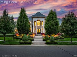 48923 Veneto Dr, Northville, MI