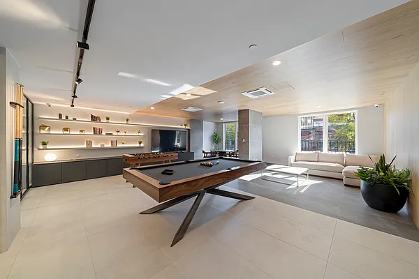 Rented by Carroll Development Leasing LLC | media 55