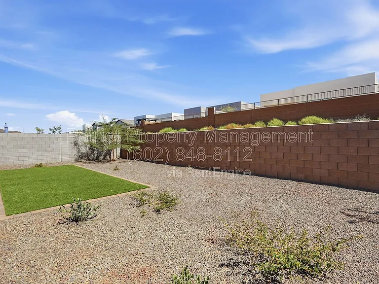 7404 W Buckhorn Trl — Photo 43