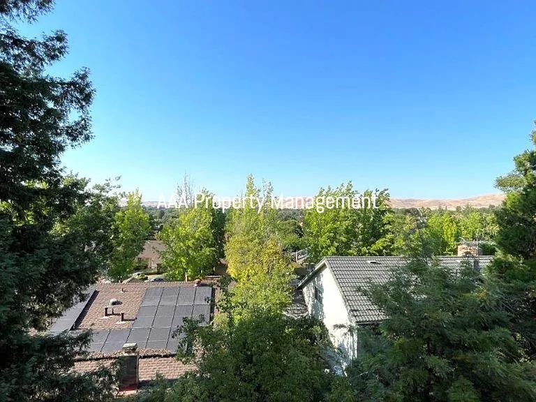 4370 Eagle Peak Rd #D — Photo 26
