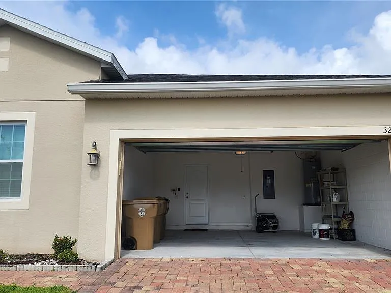 3230 Stratton Cir — Photo 27