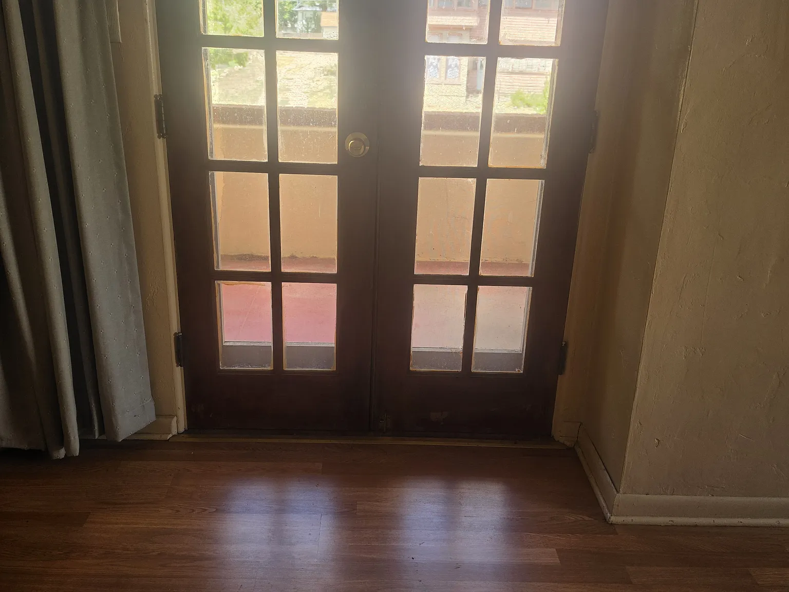 830 Macon Ave — Photo 1