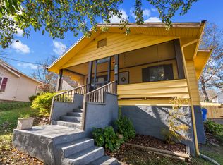 52 East St, Asheville, NC 28803