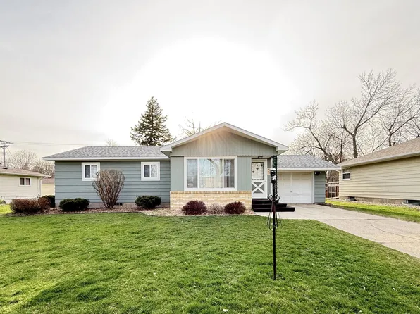 413 S 13th St, Montevideo, MN 56265