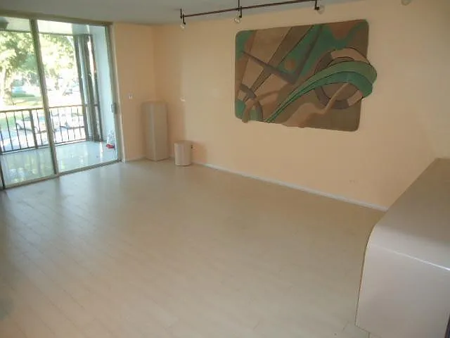 1 bed, 1.5 bath, 800 sqft, $1,580 — Photo 4