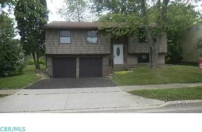 3rd image of 8649 Renaa Ave