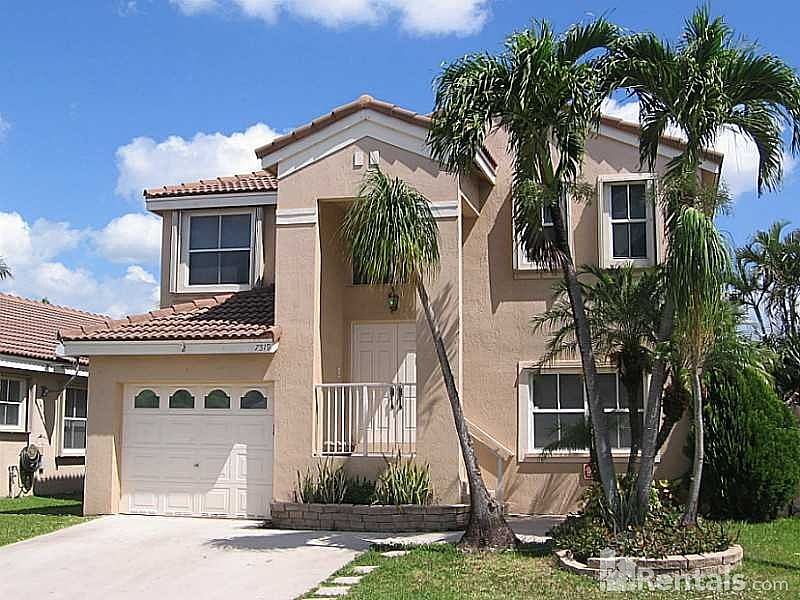 1st image of 7519 Viscaya Cir