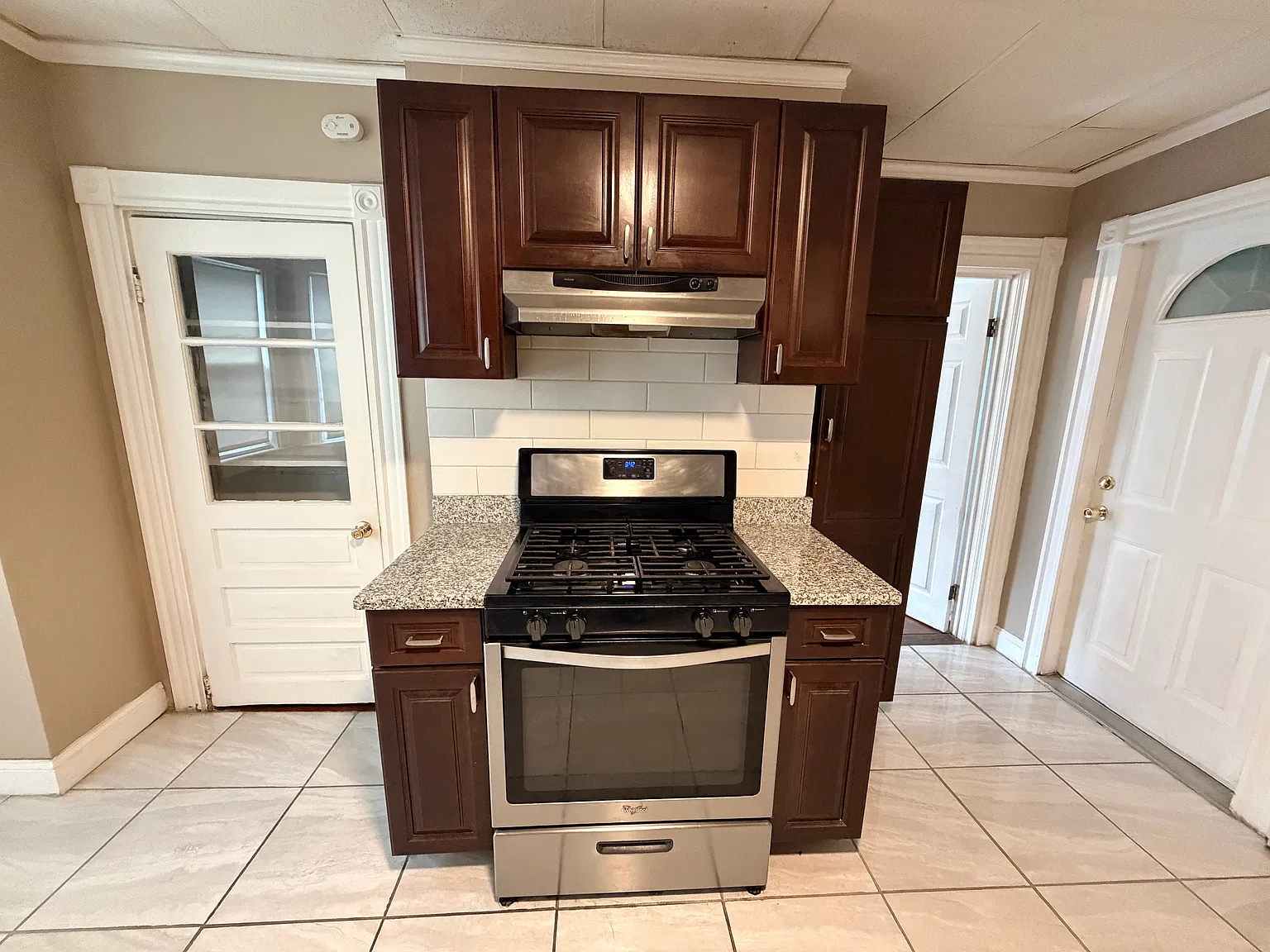 2 bed, 1000 sqft, $2,800 — Photo 4