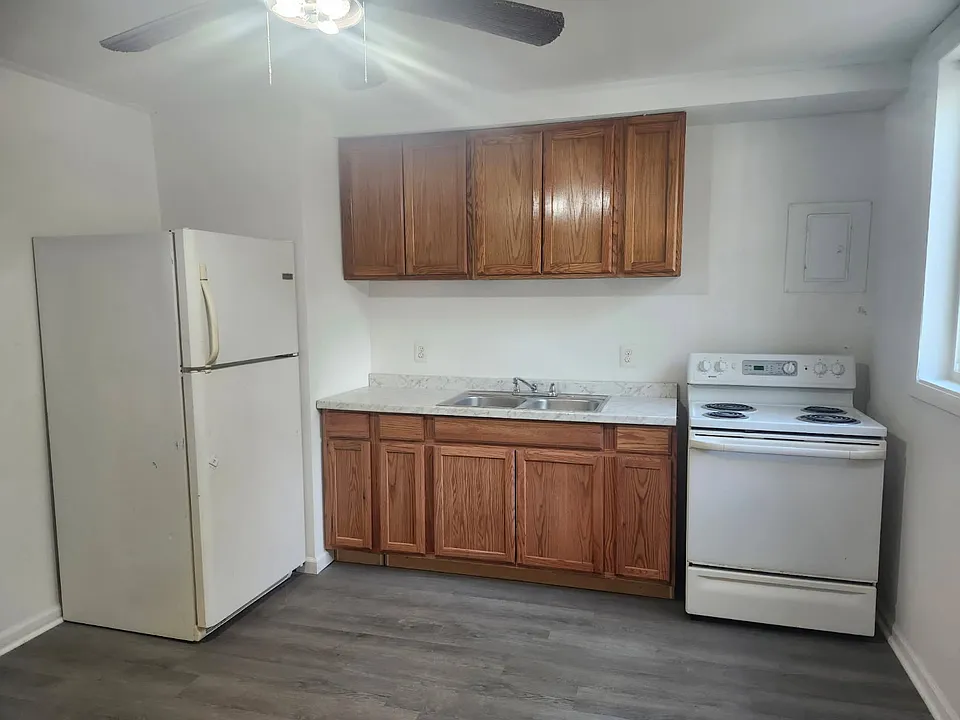 3366 Richmond Hwy #10