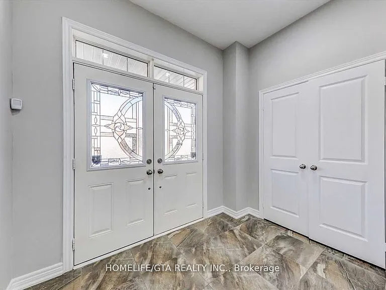 112 Elderslie Cres — Photo 6
