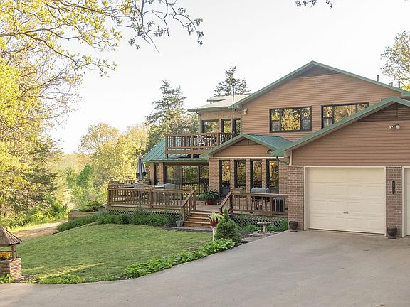 2nd image of 3829 Farm Road 1140