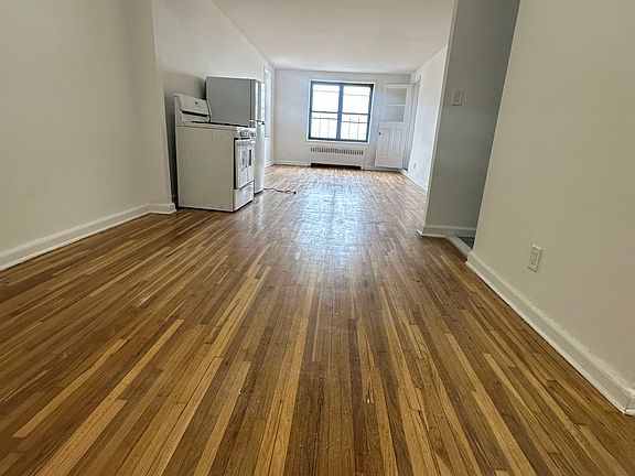 2nd image of 150 W End Ave #5T