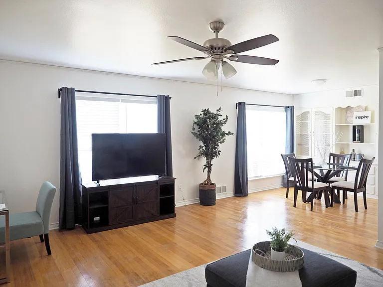 1135 Holly Glen Cir — Photo 20
