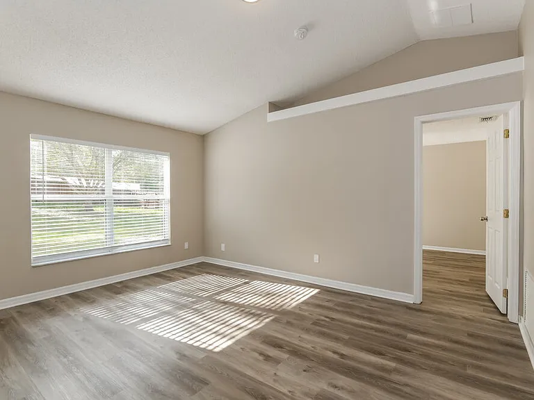 13137 Moonflower Ct — Photo 3