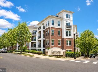 2055 26th St S #5-B06, Arlington, VA 22206