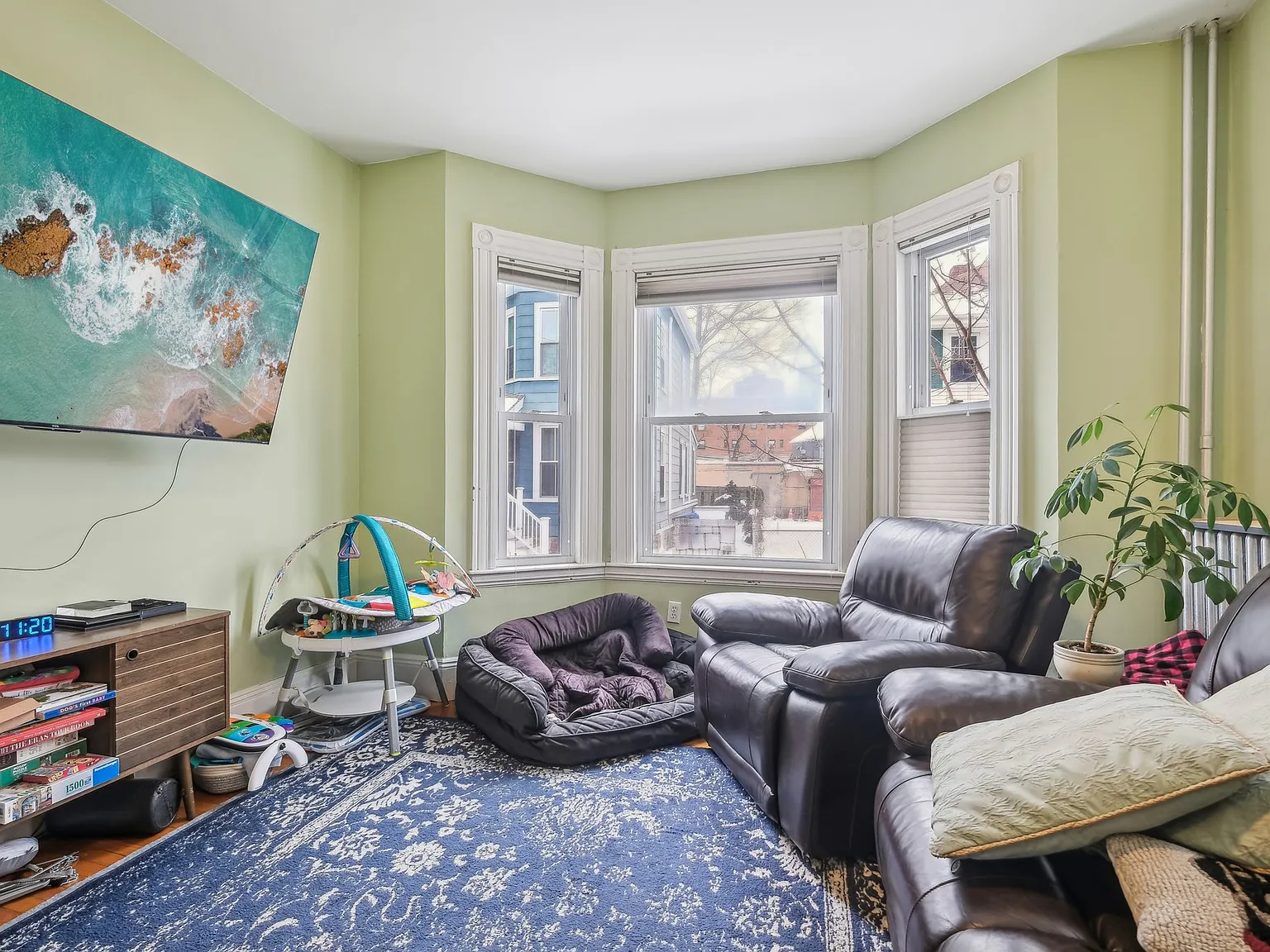 3 bed, 1000 sqft, $3,900 — Photo 4