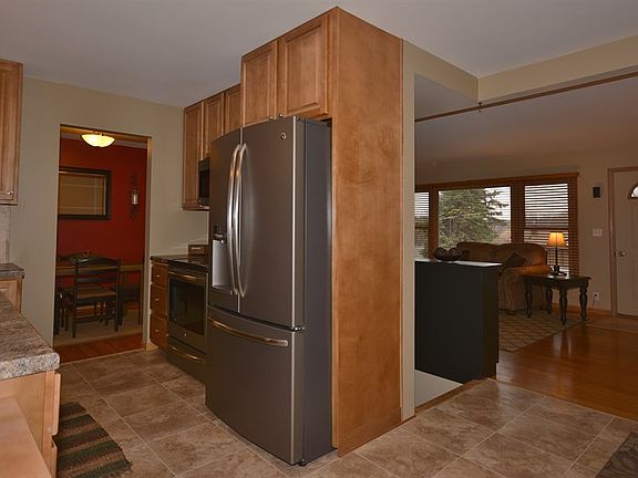 2nd image of 310 N Blackman Ave