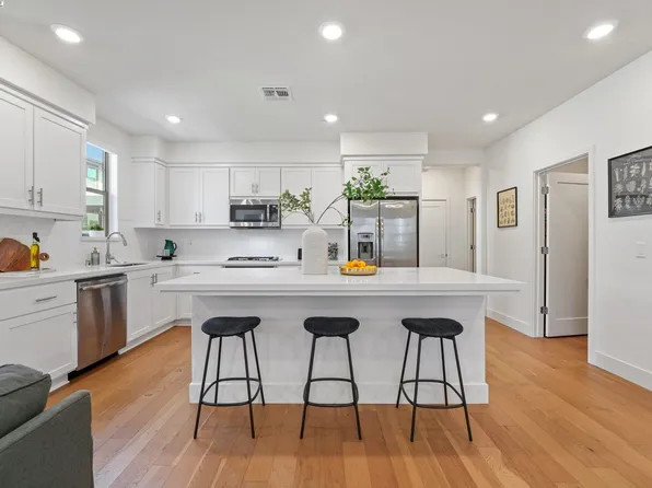 5860 Midnight Pl #I, Dublin, CA 94568