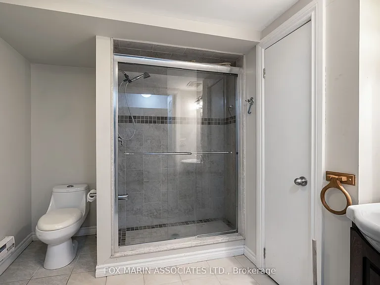 31 Browning Ave — Photo 27