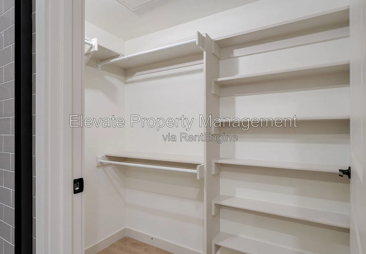 844 NW 43rd St — Photo 4