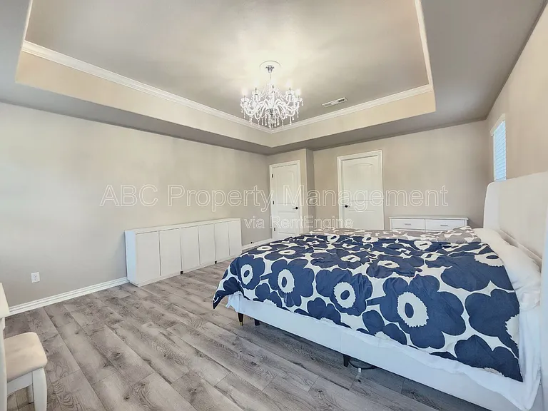 5009 E Truman Ln — Photo 19