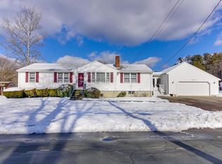 2 Wildwood St, Burlington, MA 01803