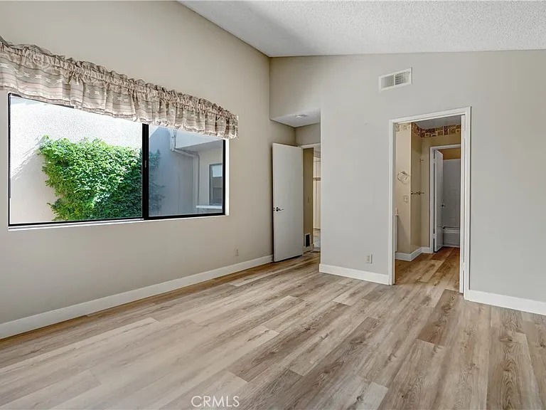 39856 Narcissus Way — Photo 5