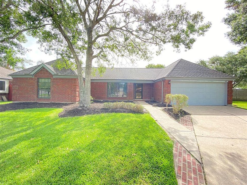1st image of 428 Holly Fern Dr