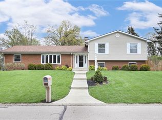 37 Hardacre Dr, Xenia, OH 45385