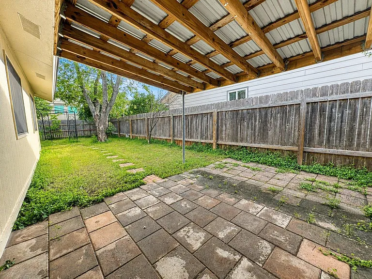 3603 Palomar Ln — Photo 5