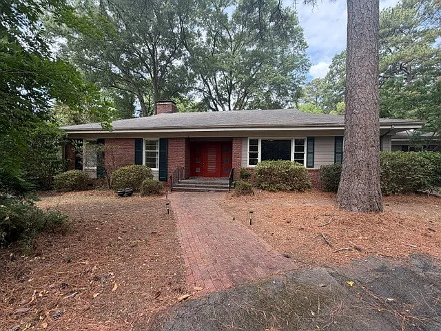 3 bed, 3.0 bath, 3326 sqft, $3,895 — Photo 2