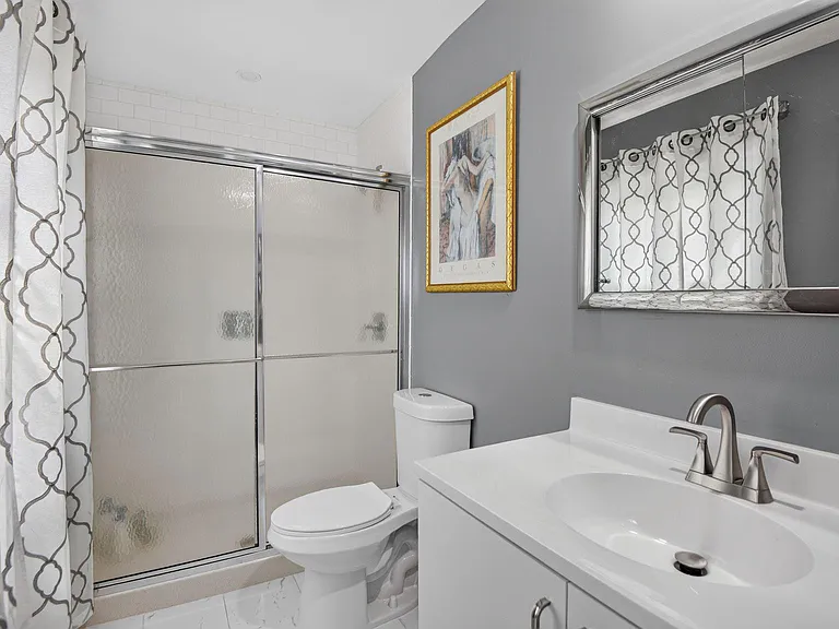 12420 Seabury Ln — Photo 27