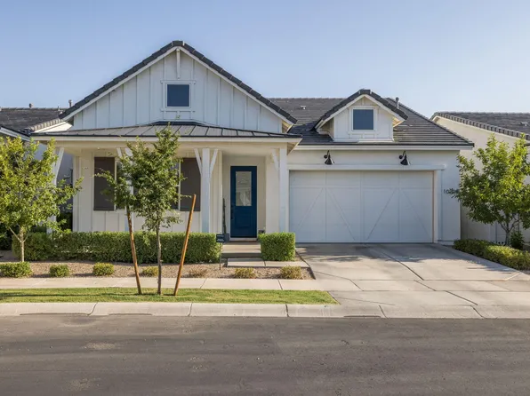 10209 E Thistle Ave, Mesa, AZ 85212