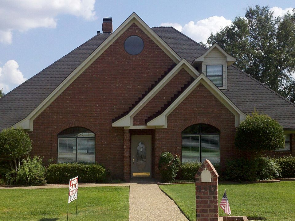 1st image of 3417 Harwood Dr