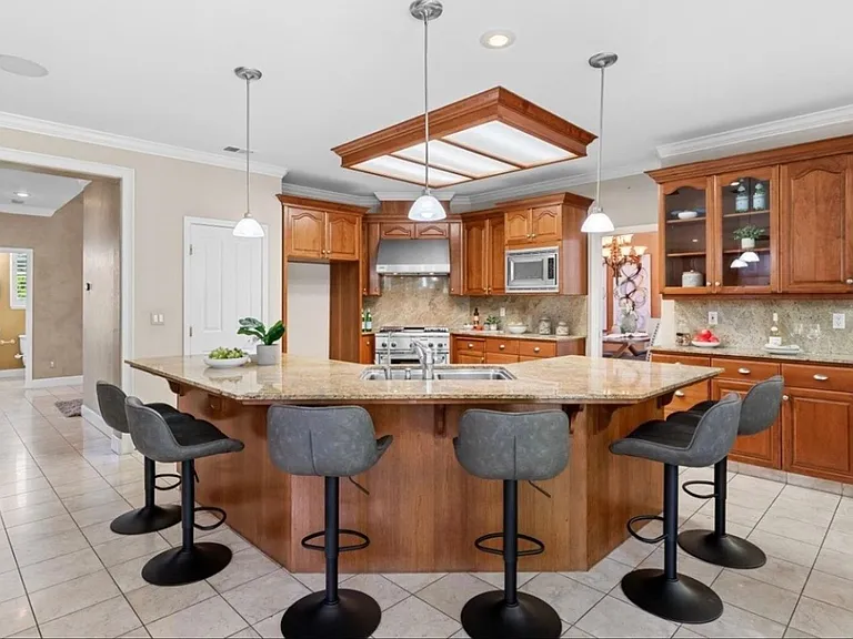 5036 Spanish Bay Cir — Photo 4
