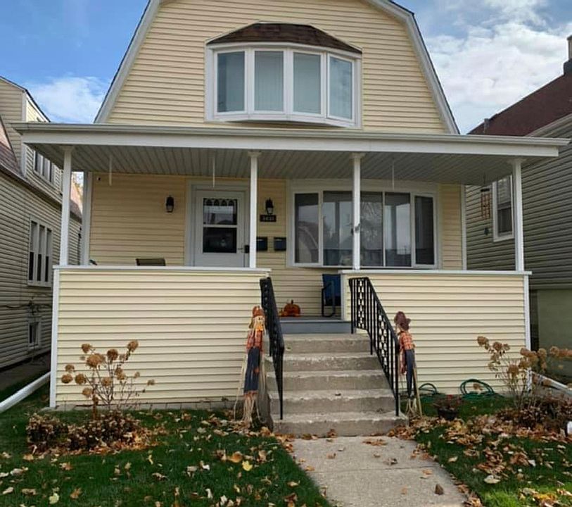 1st image of 5631 N Parkside Ave