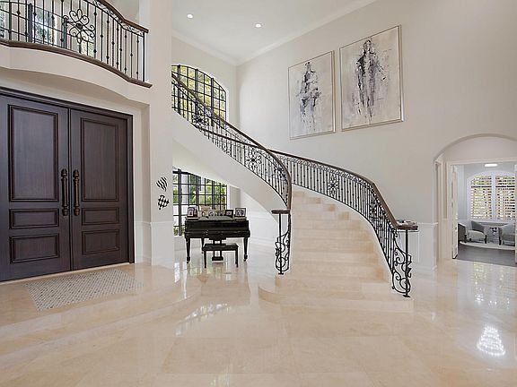 Home For Sale In Le Rivage