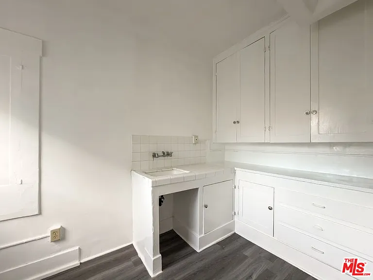 434 S Rampart Blvd #108 — Photo 16