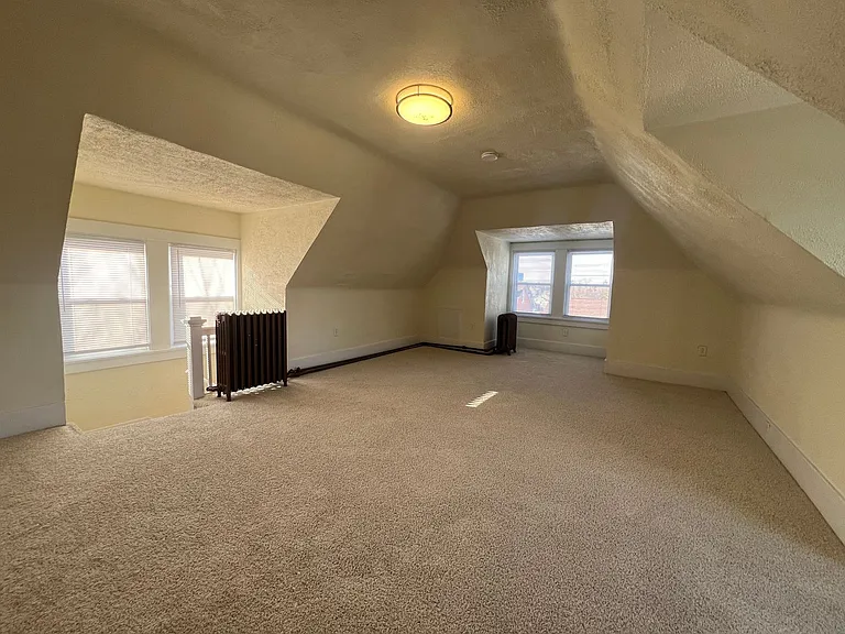 410 Parkwood Rd — Photo 23