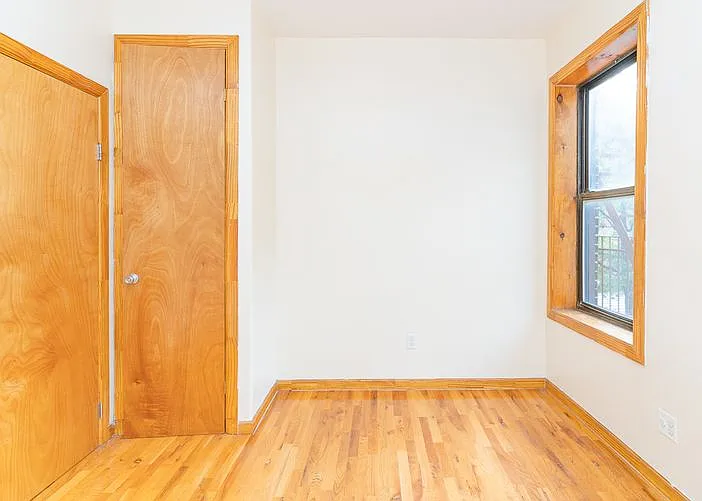 280 Crown St #B8 — Photo 4